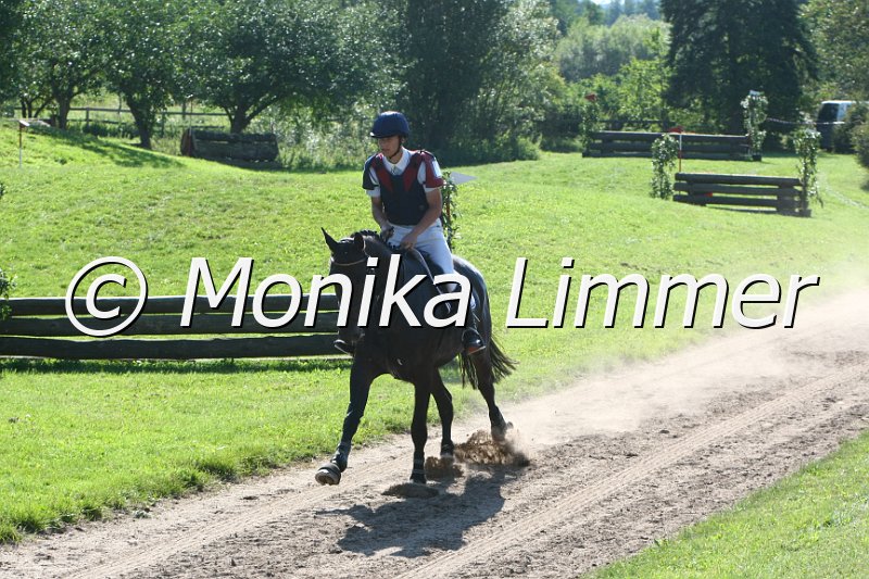 109M7785_Whippy Wilma_Stilgelaende A.JPG